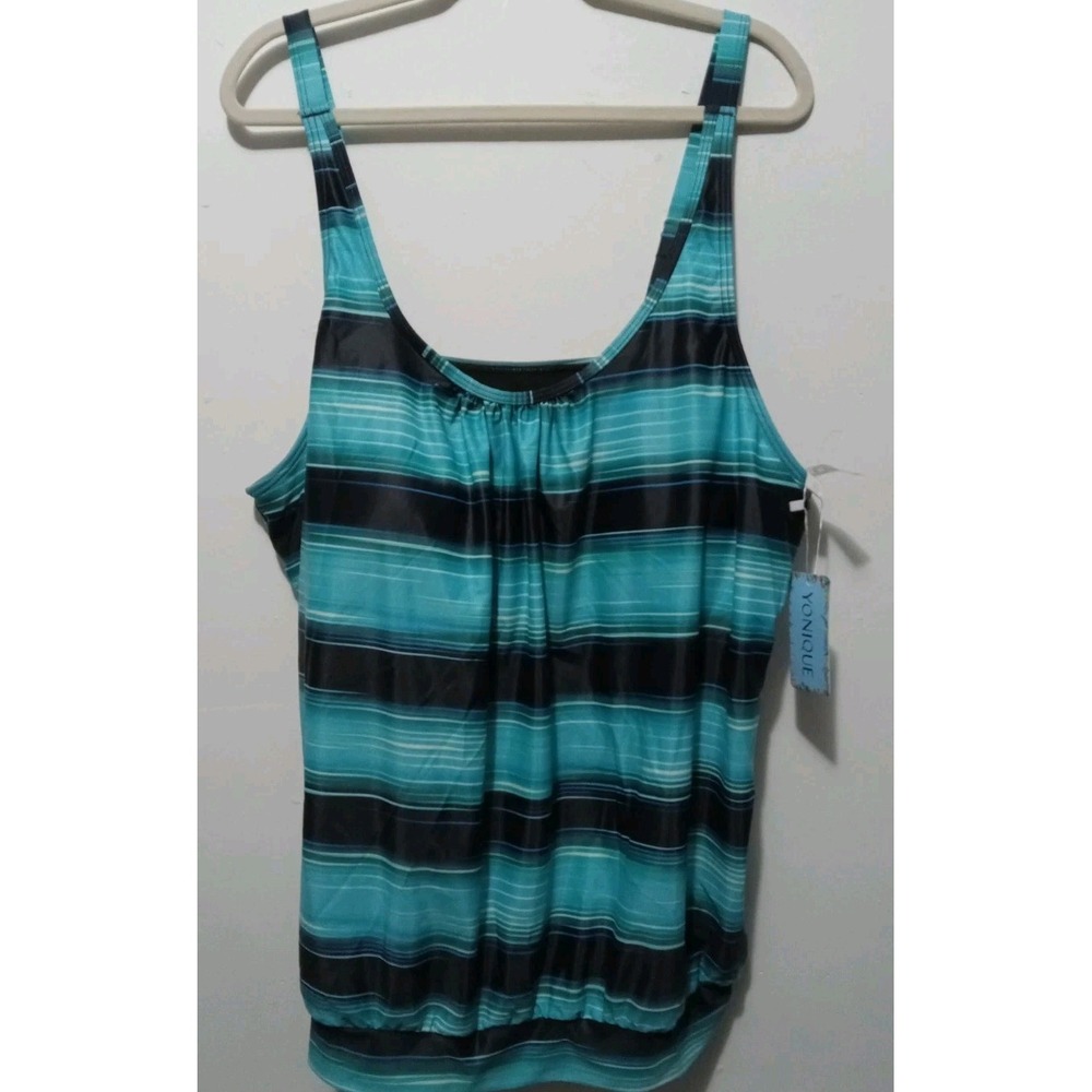 Younique Size 24W Tankini Top- Wide Adjustable Straps, Shelf Bra, Pool, Swim